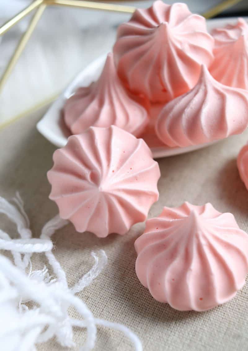 Easy Vegan Meringues made with aquafaba